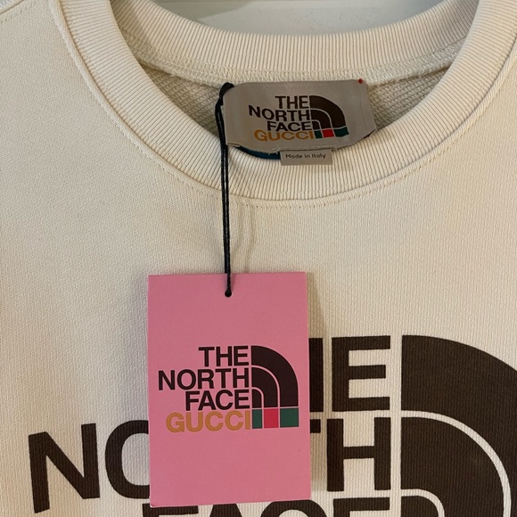 The north face crewneck sweatshirt 💚❤️🗻 - Picture 3 of 3